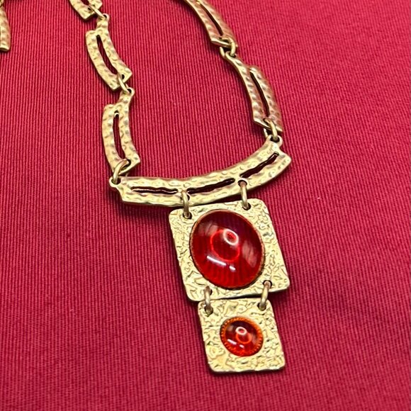 VTG Dana Buchman Gold-Tone Textured Metal Necklace Amber-Colored Cabochons. - Picture 1 of 12